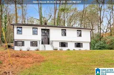3583 Valley Cir, Birmingham, AL 35243