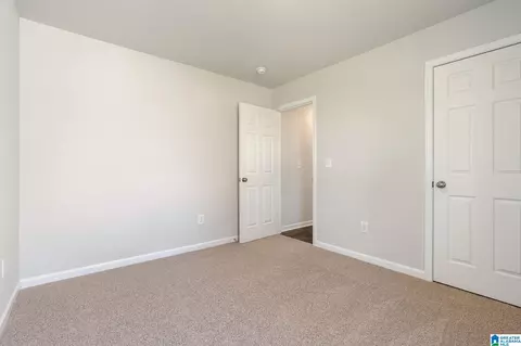Bedroom - 945 Stagecoach Rd, Jemison, AL 35085 photo 7 of 7