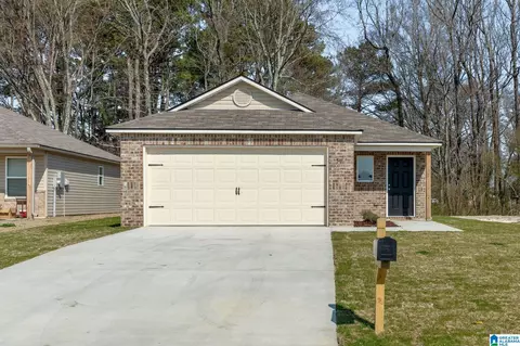 945 Stagecoach Rd, Jemison, AL 35085