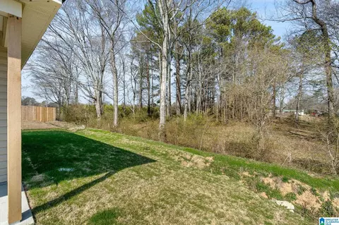 Exterior - 945 Stagecoach Rd, Jemison, AL 35085 photo 3 of 3