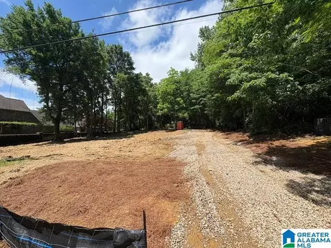 3264 Green Valley Rd #000, Vestavia, AL 35243