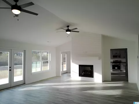 Living - 347 Union Loop, Montevallo, AL 35115 photo 2 of 3