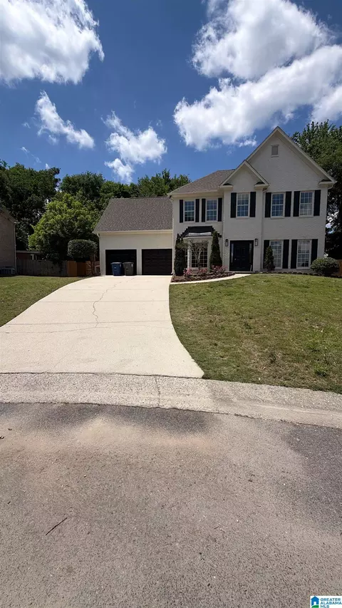 636 Bluff Park Rd, Hoover, AL 35226