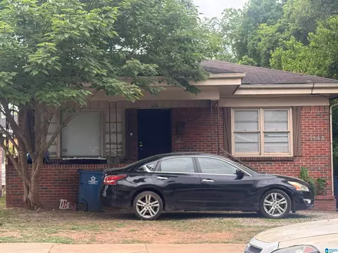 1145 Sloan Ave, Tarrant, AL 35217