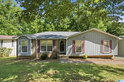 1577 Brewster Cir, Birmingham, AL 35235