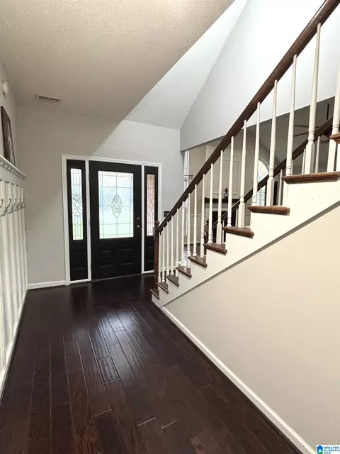Entry Way - 605 E 20th St, Jasper, AL 35501 photo 3 of 3