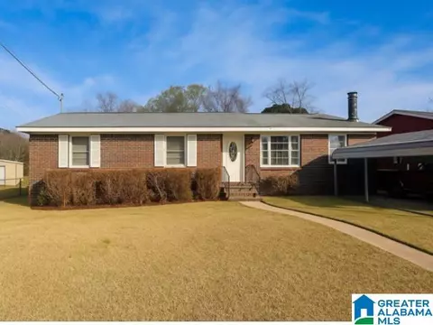 5931 Watters Dr, Bessemer, AL 35023
