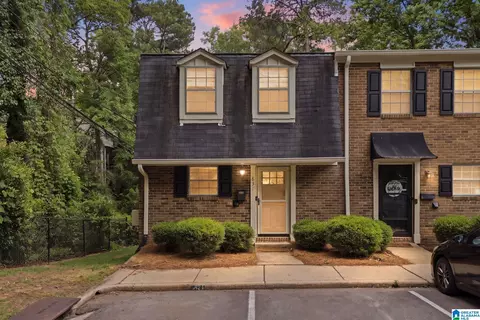 831 Vestavia Villa Ct #831, Vestavia Hills, AL 35226
