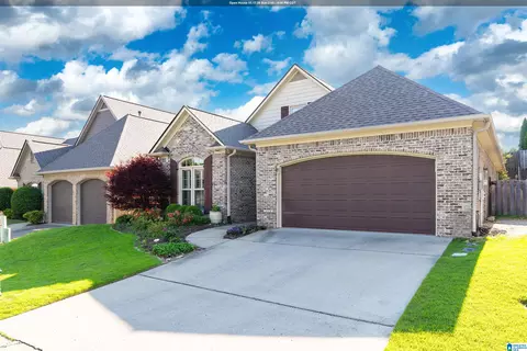 4726 Stonegate Pl, Trussville, AL 35173