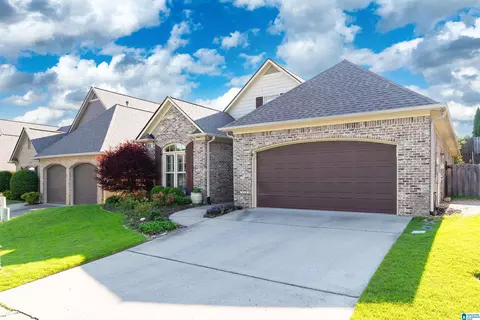 4726 Stonegate Pl, Trussville, AL 35173