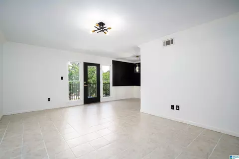 2407 Arlington Cres #D, Birmingham, AL 35205