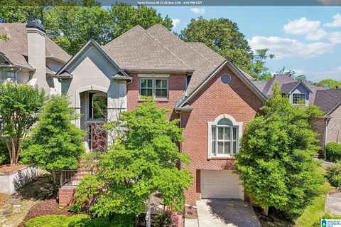 1220 Wellington Cir, Vestavia, AL 35243