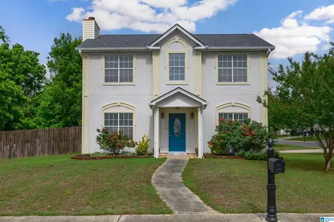 100 Ivy Cir, Pelham, AL 35124