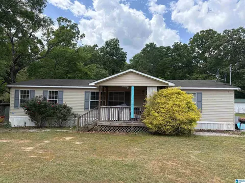 654 Sunrise Cir, Pell City, AL 35125