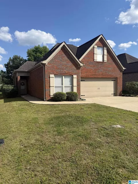 281 Glen Cross Dr, Trussville, AL 35173