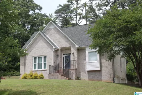 5616 Alexandria Dr, Irondale, AL 35210