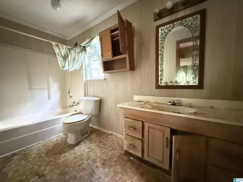 Bath - 311 Seddon Rd, Riverside, AL 35135 photo 2 of 2