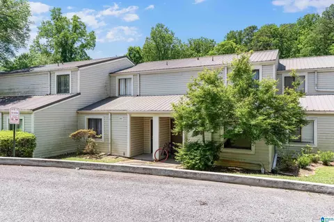 602 Running Brook Rd, Hoover, AL 35226