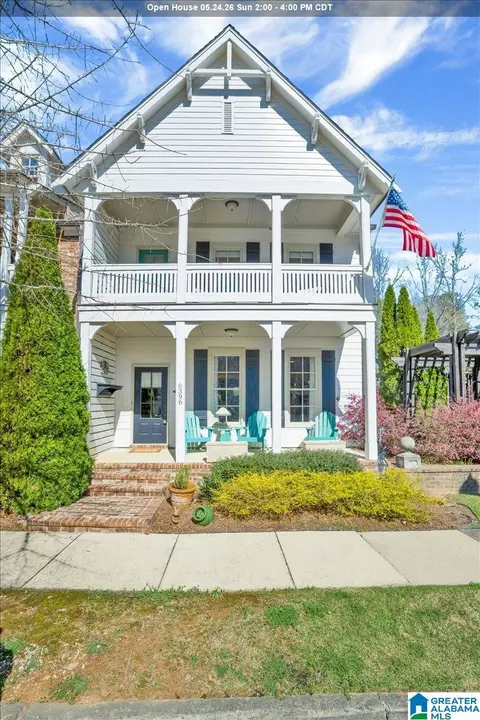 6396 Spring St, Trussville, AL 35173
