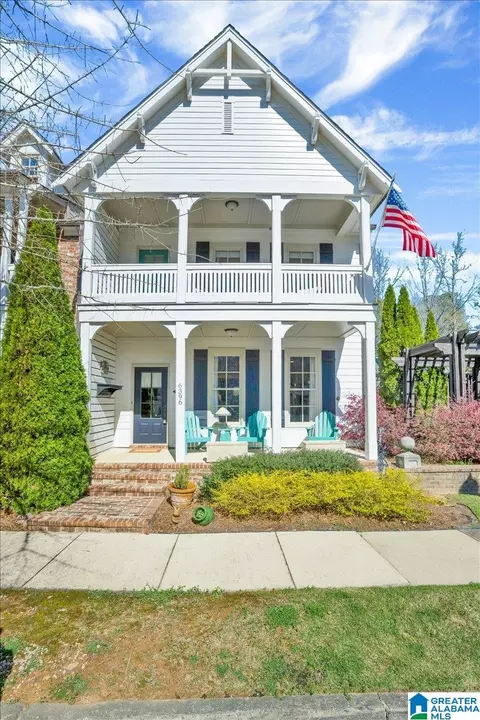 6396 Spring St, Trussville, AL 35173