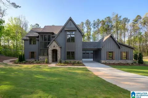 1728 Glasscott Trl, Hoover, AL 35226