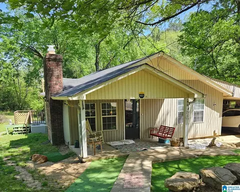 242 Skyline Cir, Jasper, AL 35501