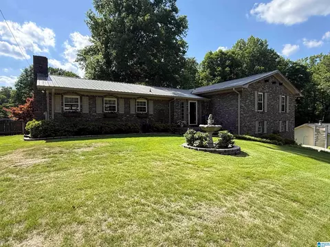 621 Pineview Dr, Birmingham, AL 35214