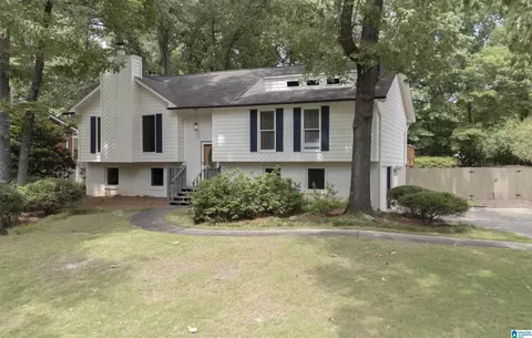 2416 Chandawood Dr, Pelham, AL 35124