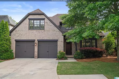2321 Overlook Crst, Vestavia Hills, AL 35226