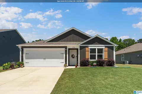 1755 Dixon Cir, Mount Olive, AL 35117