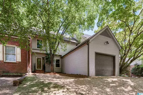 3013 Old Stone Dr, Birmingham, AL 35242