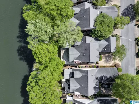 4644 S Lakeridge Dr, Hoover, AL 35244