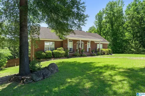 437 Magnolia Cir, Warrior, AL 35180