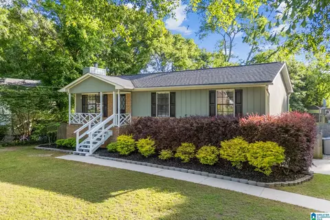 100 Bluegrass Dr, Alabaster, AL 35007