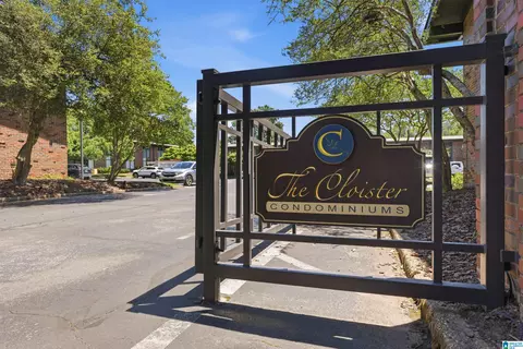 2540 Mountain Brook Cir #2540, Mountain Brook, AL 35223