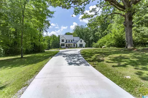 6948 Happy Hollow Rd, Trussville, AL 35173