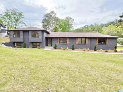 2354 Tyrol Pl, Vestavia Hills, AL 35216