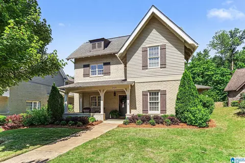 2420 Montauk Rd, Hoover, AL 35226