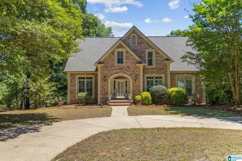 1716 Southpointe Dr, Hoover, AL 35244 | MLS# 21453136 | 58 Photos - Movoto