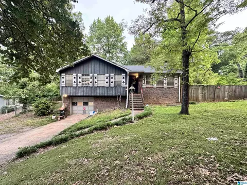 421 21st Ave NE, Center Point, AL 35215