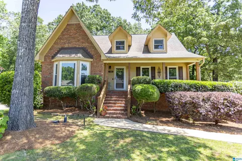 5833 Jeffery Dr, Mount Olive, AL 35117
