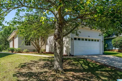 181 S Pointe Dr, Homewood, AL 35209