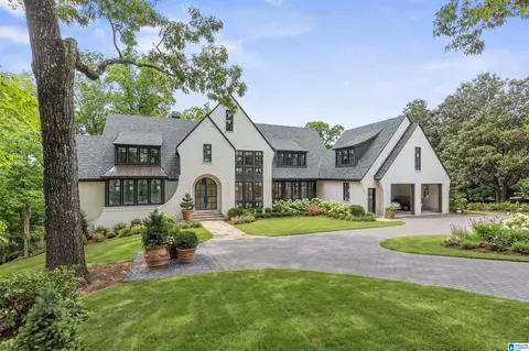 2624 Dolly Ridge Rd, Vestavia, AL 35243
