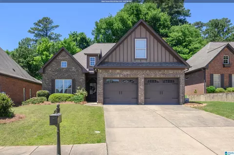 724 Bainbridge Ln, Irondale, AL 35210