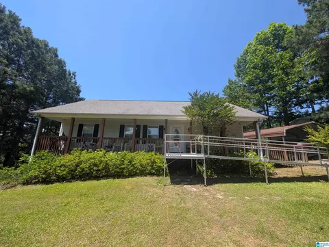 53 Summit Dr, Hayden, AL 35079