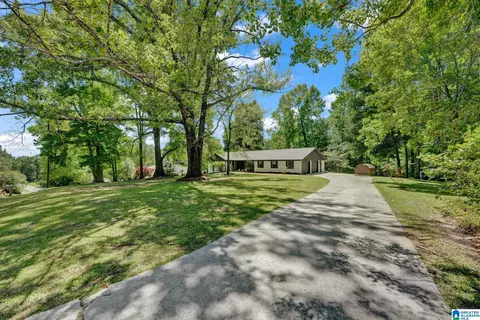 359 Mountain Trl, Warrior, AL 35180