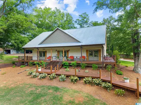 4421 Masters Rd, Pell City, AL 35128