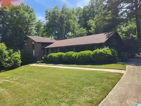 522 S Sanders Rd, Hoover, AL 35226