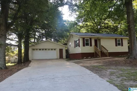313 Oak Ln, Sylvan Springs, AL 35118