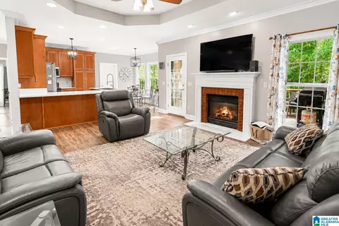 205 Cameron Cir, Chelsea, AL 35043
